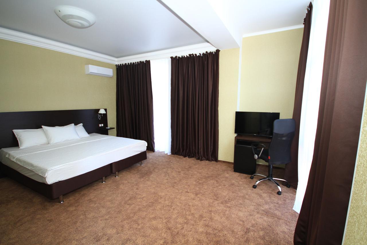 Hotel Bereg Evkaliptov Tsandrypsj Buitenkant foto