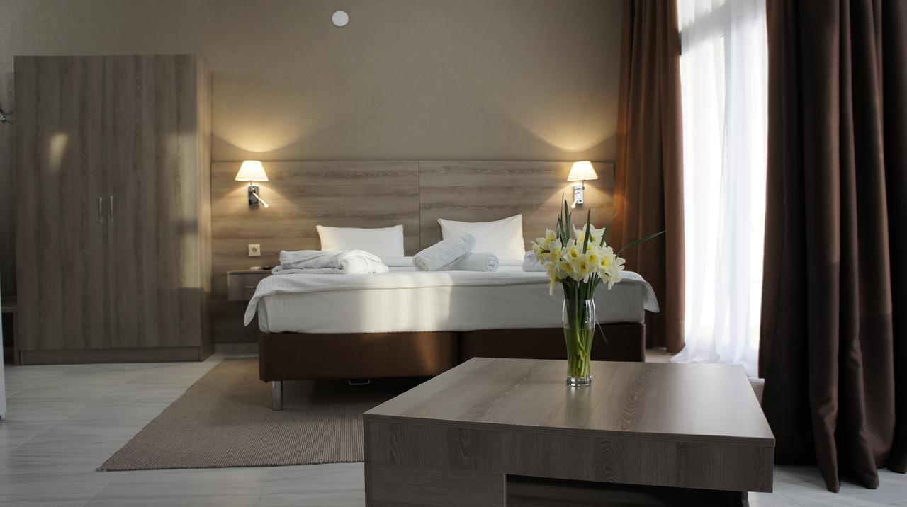 Hotel Bereg Evkaliptov Tsandrypsj Buitenkant foto