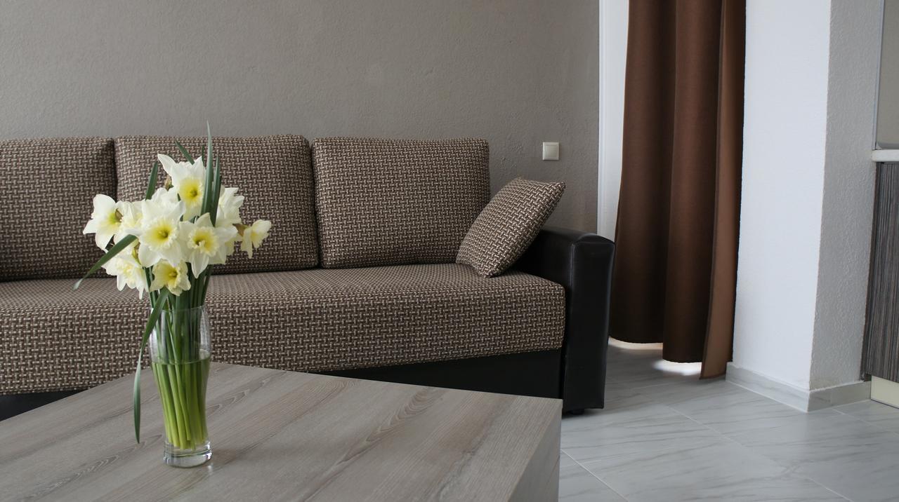 Hotel Bereg Evkaliptov Tsandrypsj Buitenkant foto