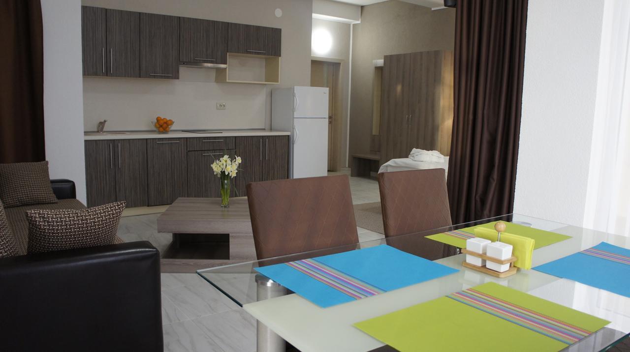 Hotel Bereg Evkaliptov Tsandrypsj Buitenkant foto